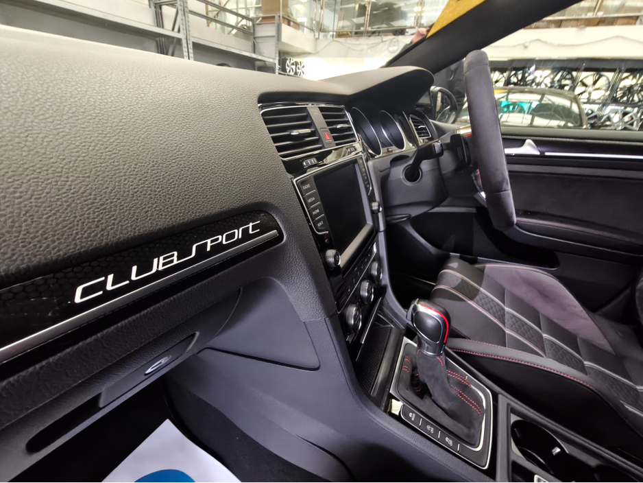 2016 Volkswagen Golf GTI Clubsport Track Edition//LOW KMs €29,450