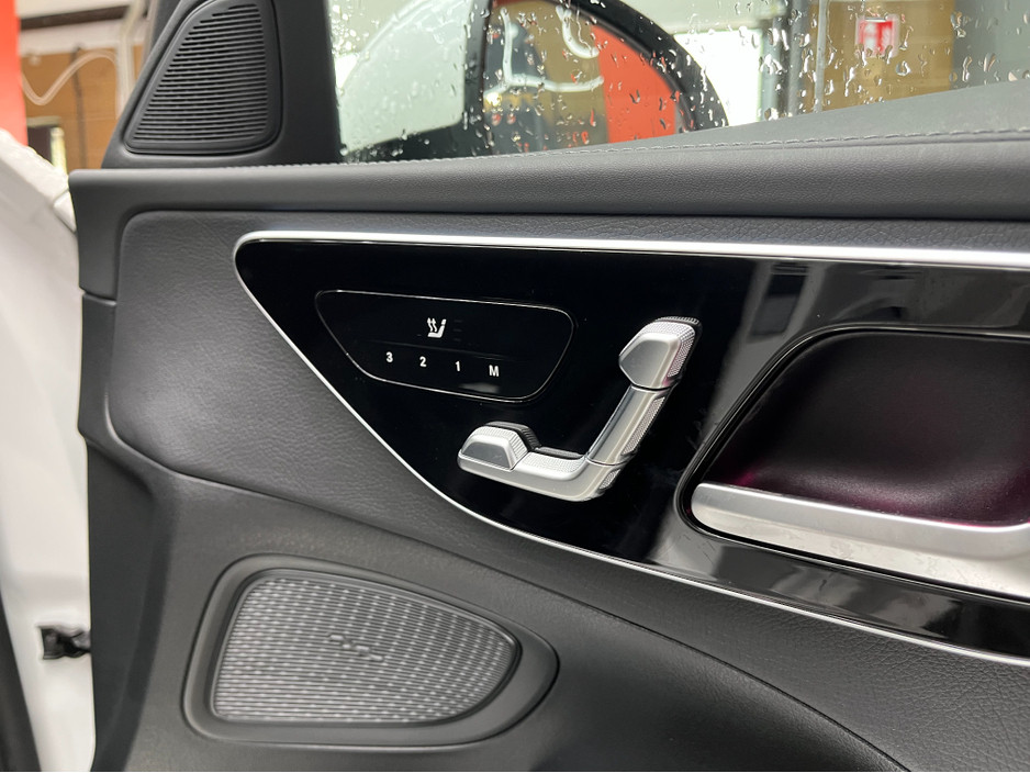 2024 Mercedes-Benz C Class 2024 MERCEDES-BENZ C350E SP 2.0 AUTOMATIC / CRUISE CONTROL / 360° PARKING CAMERA / ELECTRIC MEMORY HEATED REAR & FRONT SEATS / PADDLE SHIFTERS / PANORAMIC SUNROOF / AMBIENT LIGHTS / APPLE CARPLAY €54,950