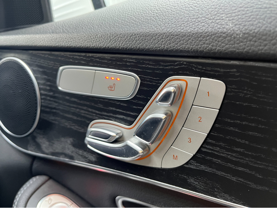 2018 Mercedes-Benz C Class - image 11