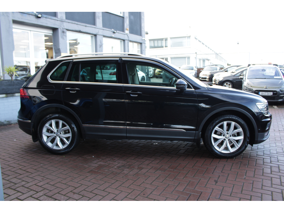 2019 Volkswagen Tiguan 2.0TDI 150BHP R-LINE EDITION 4 MOTION  AUTOMATIC // 1 OWNER CAR WITH ONLY 124,000KMS // BUY WITH CONFODENCE AA AND SIMI APPROVED DEALER 2026 // FINANCE ARRANGED // ALL TRADE INS WELCOME // €25,950
