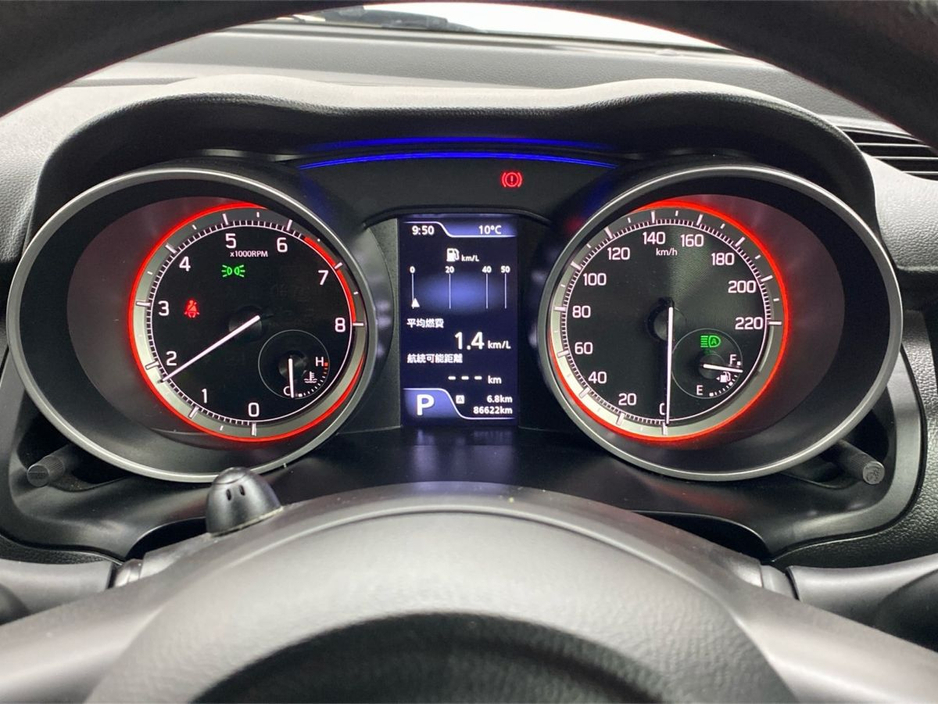 2022 Suzuki Swift - image 18