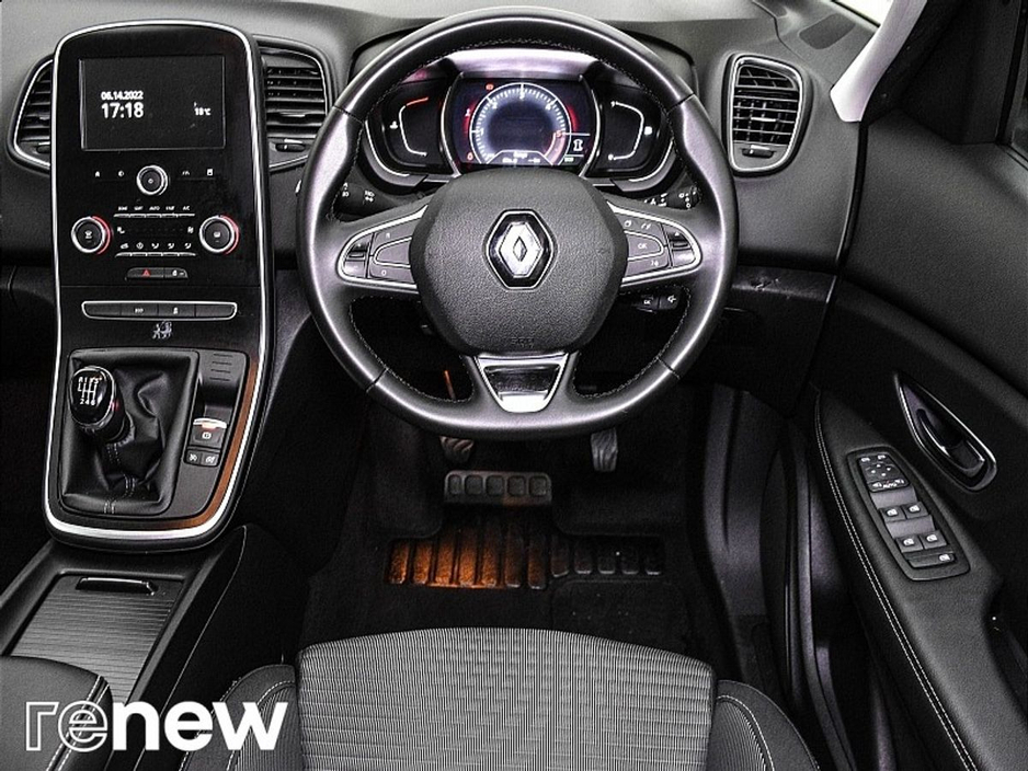 2021 Renault Grand Scenic 1.75 Blue dCi 120 Iconic €22,490