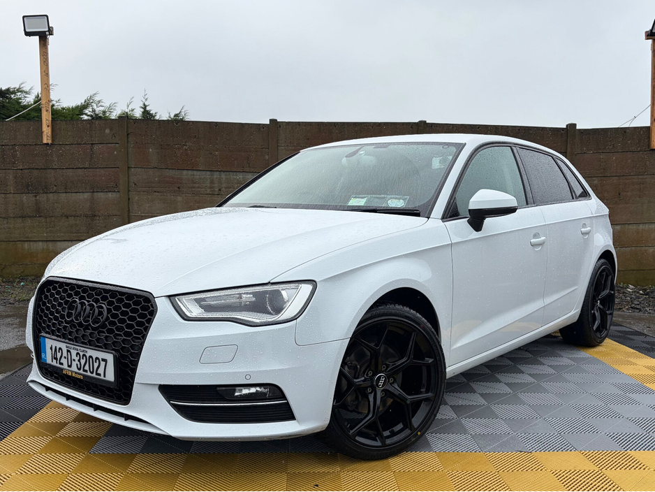 2014 Audi A3 1.4 TFSI S TRONIC €13,950