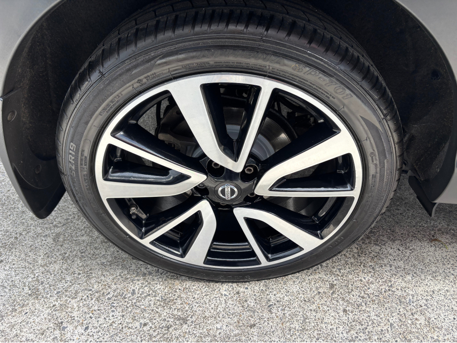 2016 Nissan Qashqai - image 27