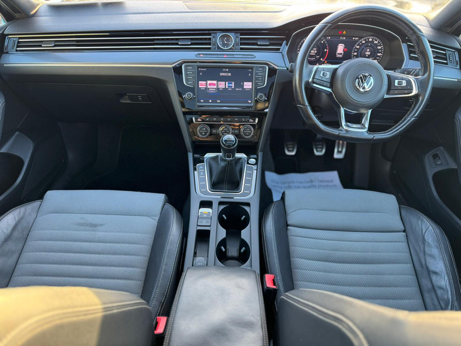 2017 Volkswagen Passat R-LINE TOP SPEC NCT 05/27 €14,499