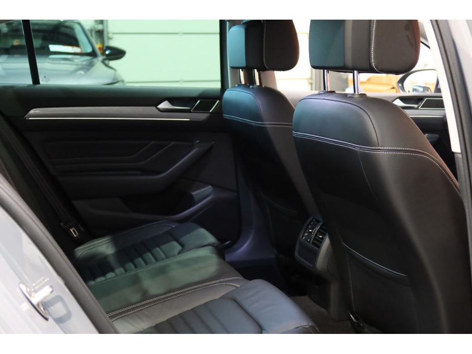 2022 Volkswagen Passat GTE DSG #16 €27,950