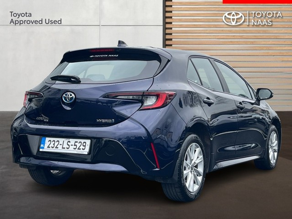 2023 Toyota Corolla - image 2