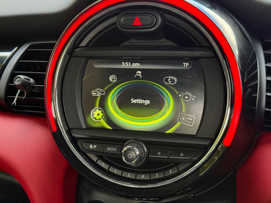 2018 MINI Hatch - image 22