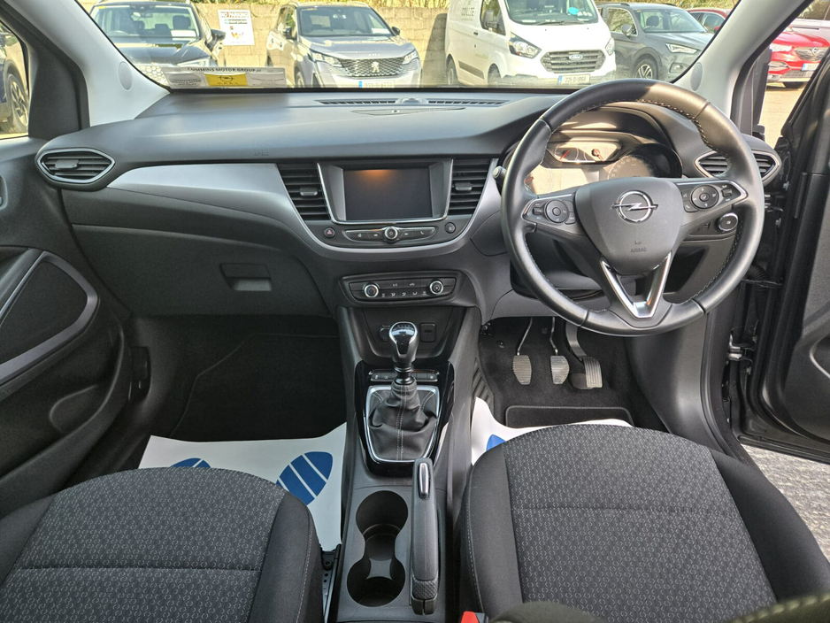 2023 Opel Crossland - image 18