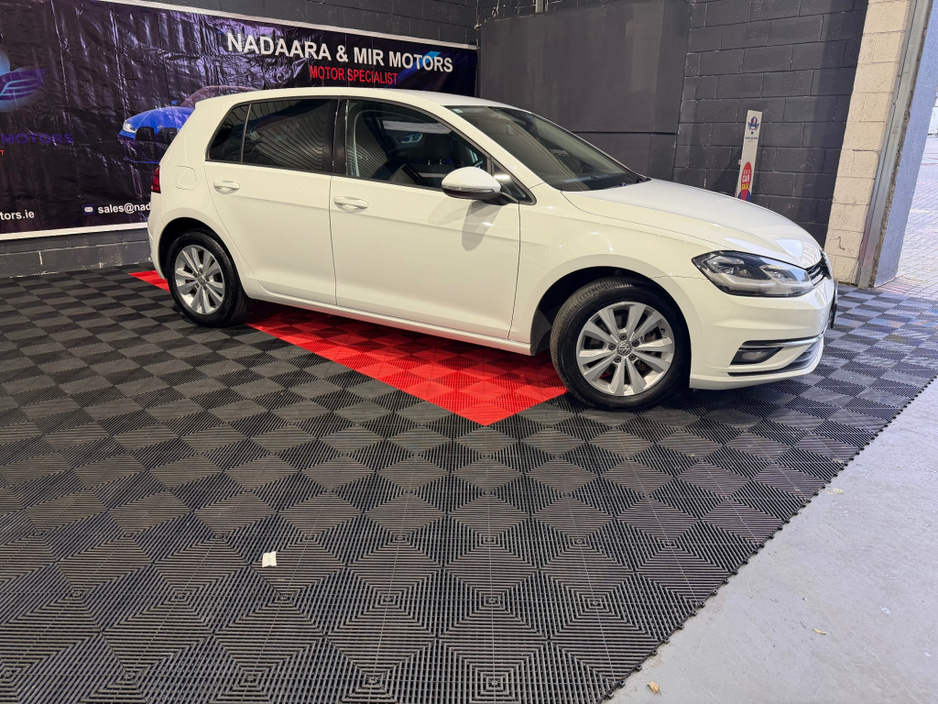 2018 Volkswagen Golf 2018 Volkswagen Golf Auto (Low Mileage ) €17,249