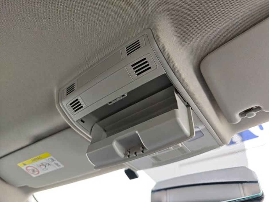 2019 Volkswagen Polo - image 27