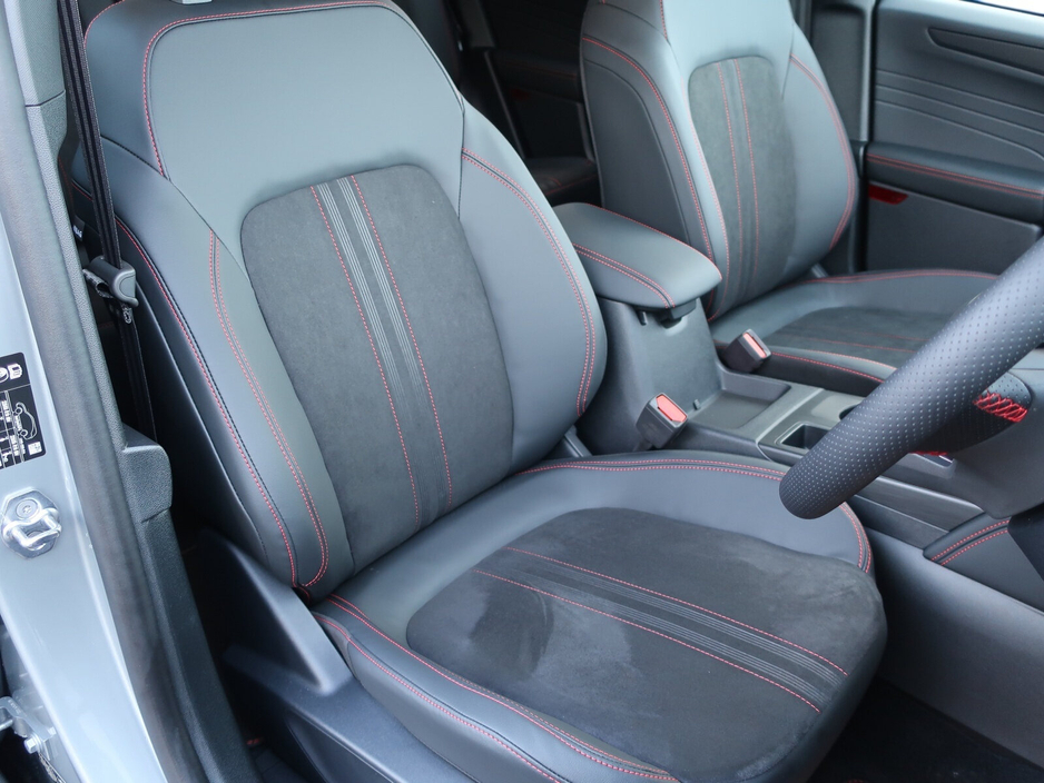 2026 Ford Kuga 2.5 Duratec 243PS PHEV ST-Line X Ed Auto €48,995