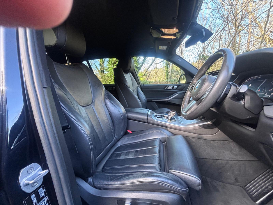 2019 BMW X5 - image 29