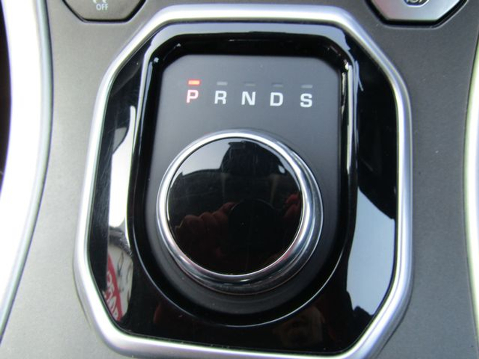 2017 Land Rover Range Rover Evoque - image 34