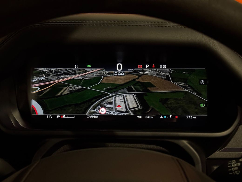 2023 Land Rover Defender - image 18