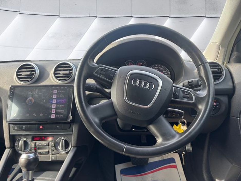 2011 Audi A3 - image 12