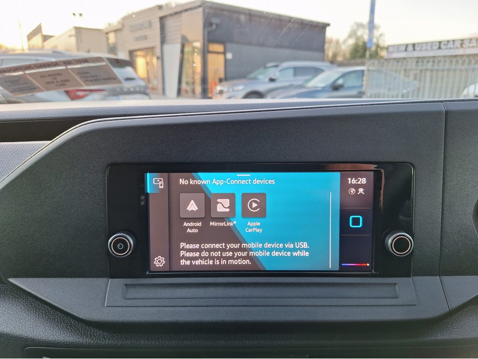 2021 Volkswagen Caddy CARGO 2.0 TDI 6SPEED *Immaculate/High Spec/Apple Carplay/Android Auto* €13,500