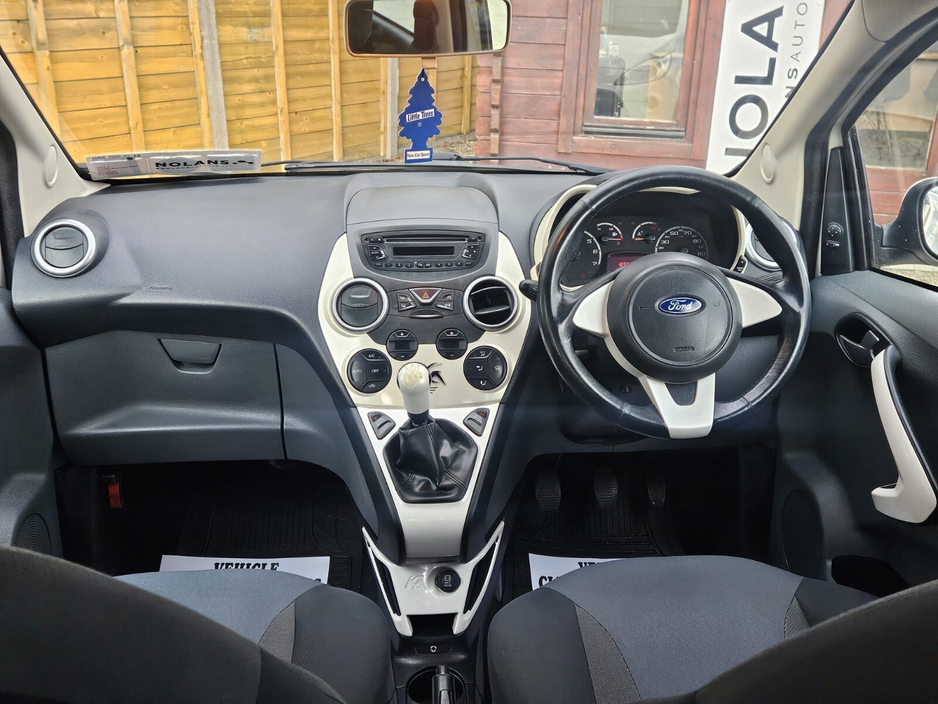 2012 Ford Ka - image 24