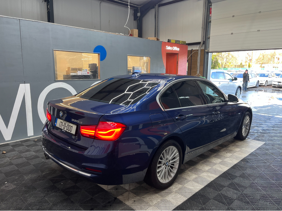 2017 BMW 3 Series 2017 BMW 320D 2.0 AUTOMATIC / CRUISE CONTROL / REVERSE CAMERA / ELECTRIC MEMORY & HEATED SEATS AND MORE