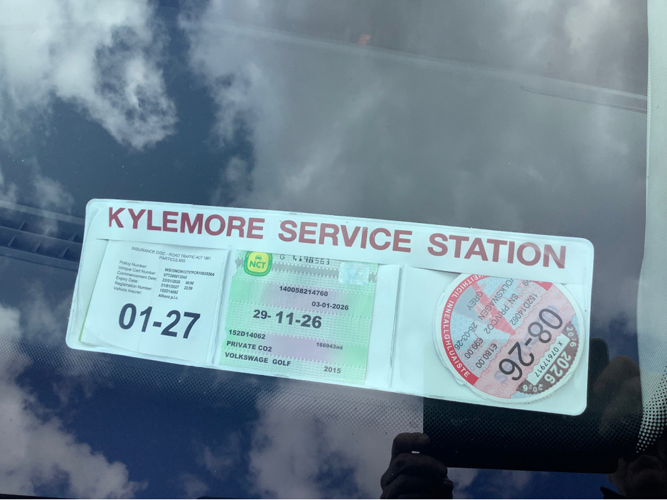 2015 Volkswagen Golf - image 27