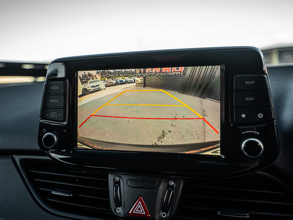 2018 Hyundai i30 - image 7