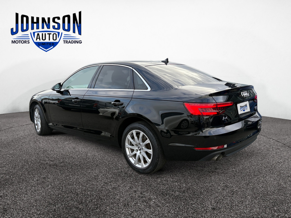 2017 Audi A4 - image 3