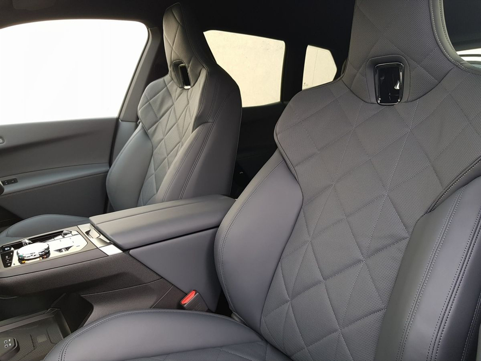 2026 BMW iX - image 7
