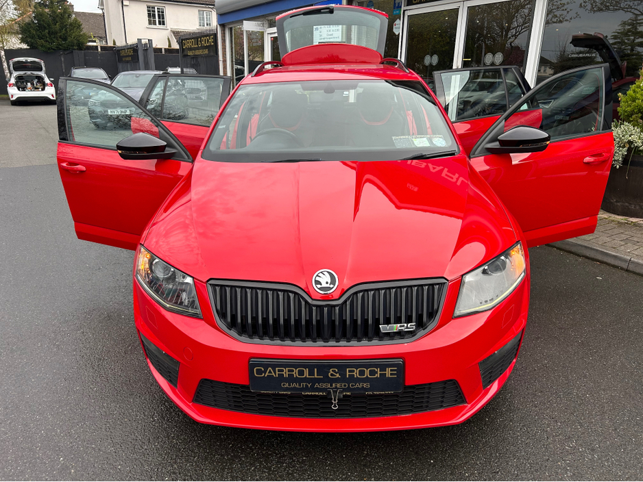 2015 Skoda Octavia - image 29