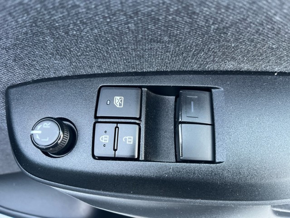 2021 Toyota Yaris 1.0 LUNA 4DR