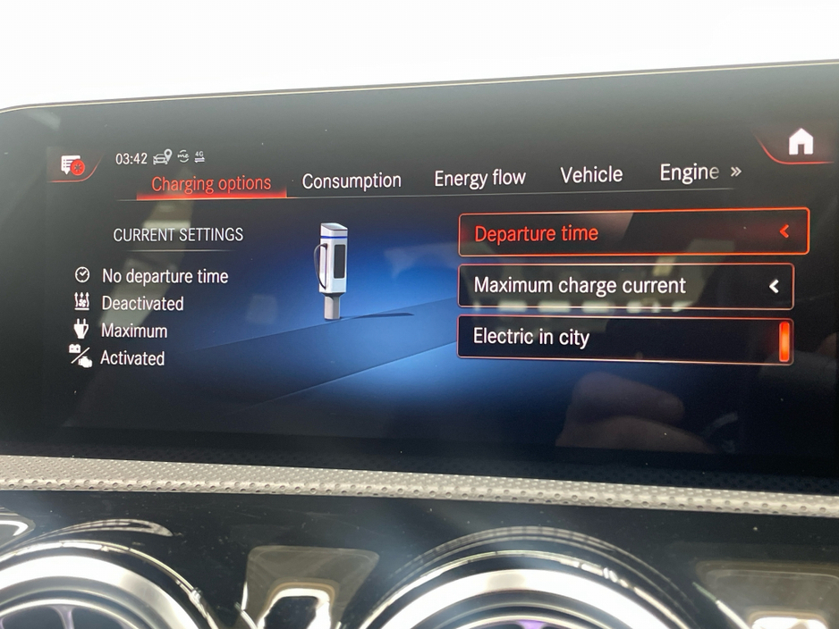 2022 Mercedes-Benz CLA Class - image 13