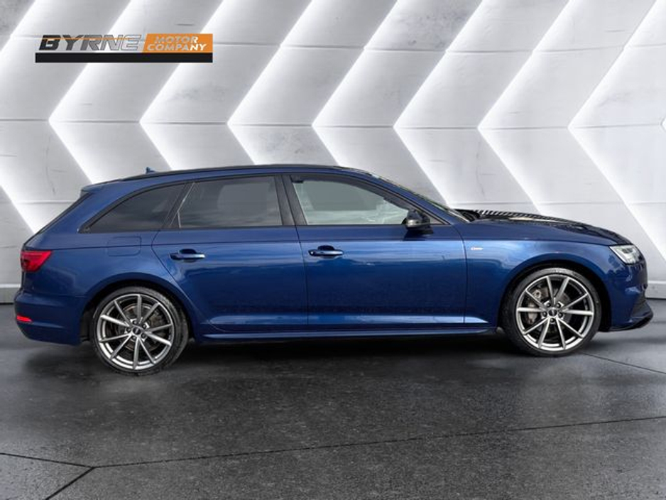 2017 Audi A4 - image 6