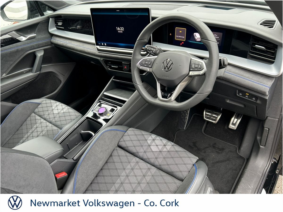 2026 Volkswagen Tayron - image 7