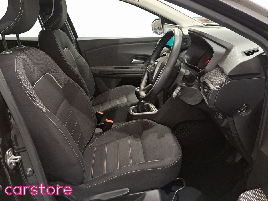 2023 Dacia Jogger TCe 110 Extreme SE €19,880