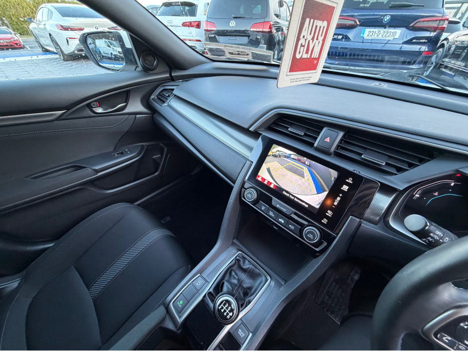 2017 Honda Civic - image 25