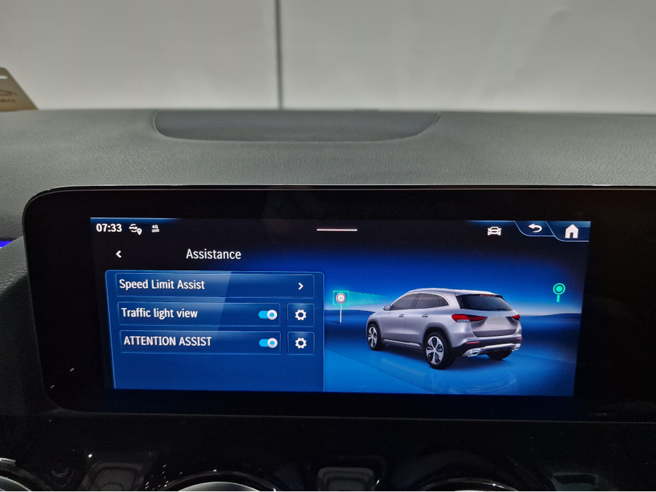 2023 Mercedes-Benz GLA Class 250E AMG LINE PREMIUM (PLUG IN HYBRID) AUTOMATIC **ONE OWNER / APPLE CARPLAY & ANDROID AUTO / BLIND SPOT ASSIST / HEATED FRONT SEATS / SAT NAV / REVERSE CAMERA / WIRELESS PHONE CHARGING** €40,900