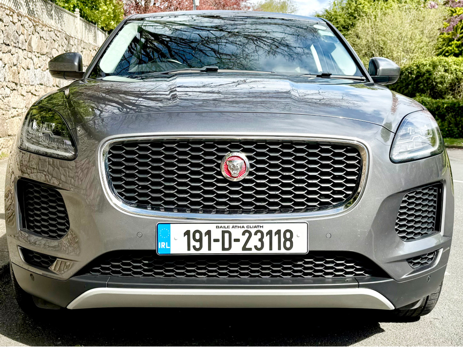 2019 Jaguar E-Pace - image 8