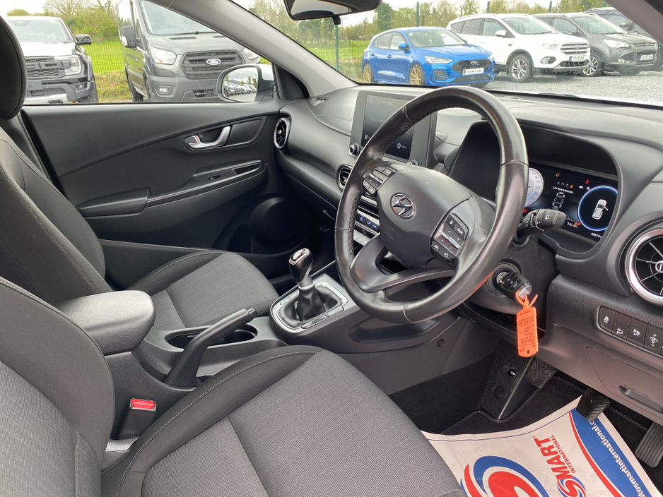 2023 Hyundai Kona - image 6