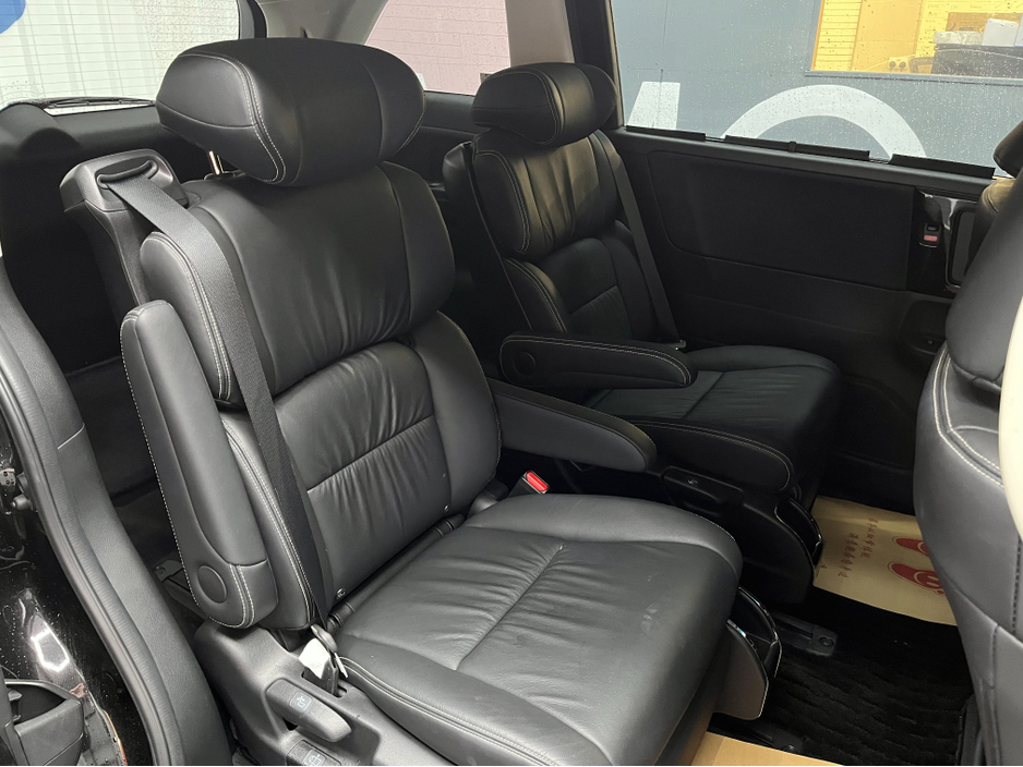 2020 Honda Odyssey €28950 2020 HONDA ODYSSEY ABSOLUTE EX SENSING HYBRID 7 SEATER AUTOMATIC 2.0 AUTOMATIC / CRUISE CONTROL / 360° PARKING CAMERA / AUTOMATIC DOORS / FRONT ELECTRIC SEATS €28,950