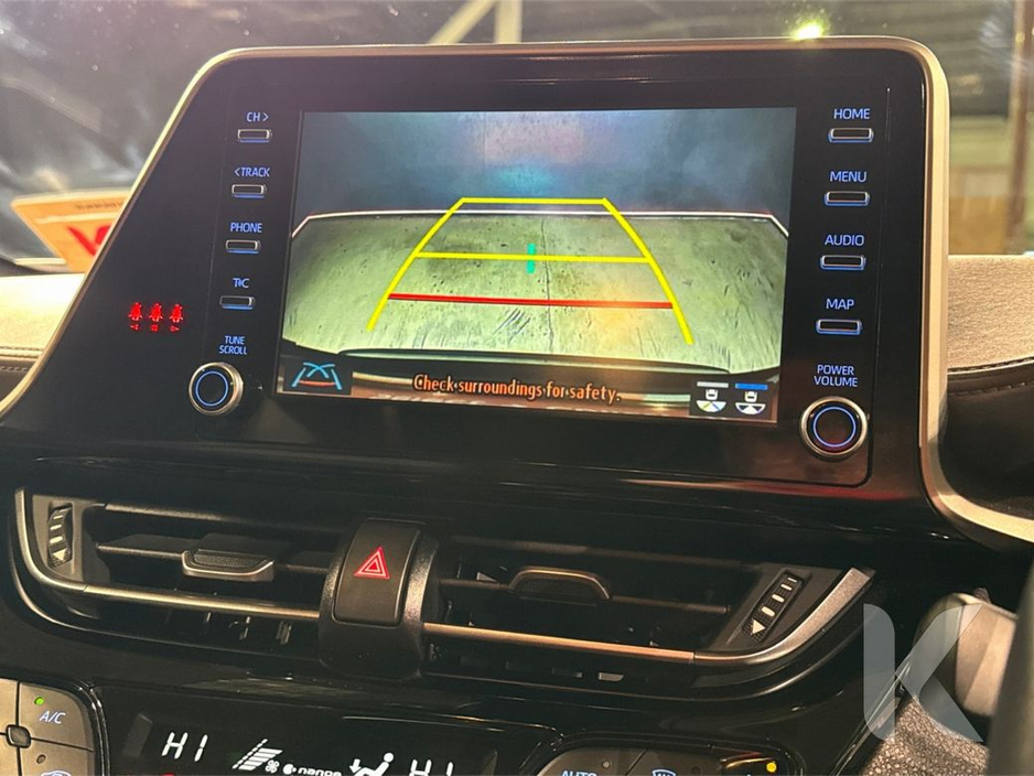 2020 Toyota C-HR 1.8 HYBRID AUTOMATIC - G PACKAGE - BROWN HALF LEATHER - FACTORY ALLOYS - CRUISE CONTROL - REVERSE CAMERA €22,950