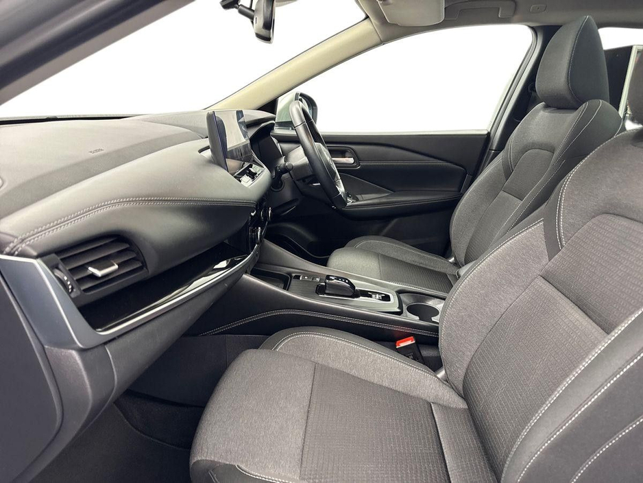 2023 Nissan Qashqai - image 2