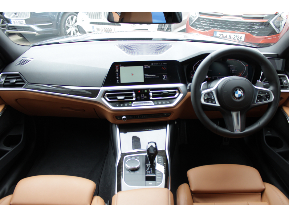 2019 BMW 3 Series - image 22