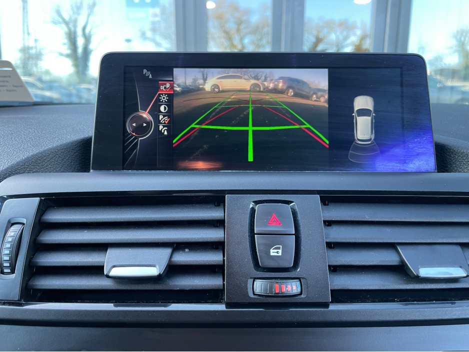 2015 BMW 1 Series - image 14