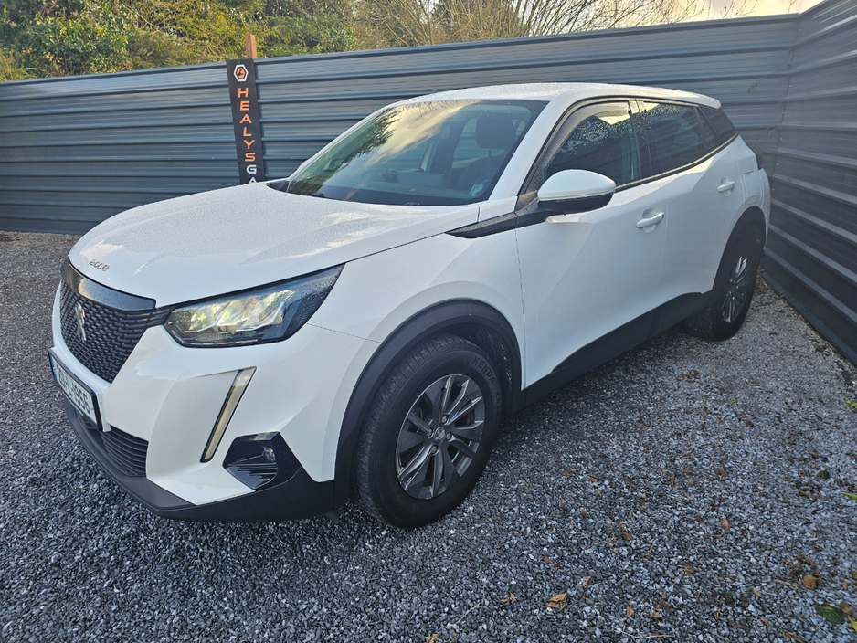 2020 Peugeot 2008 - image 3