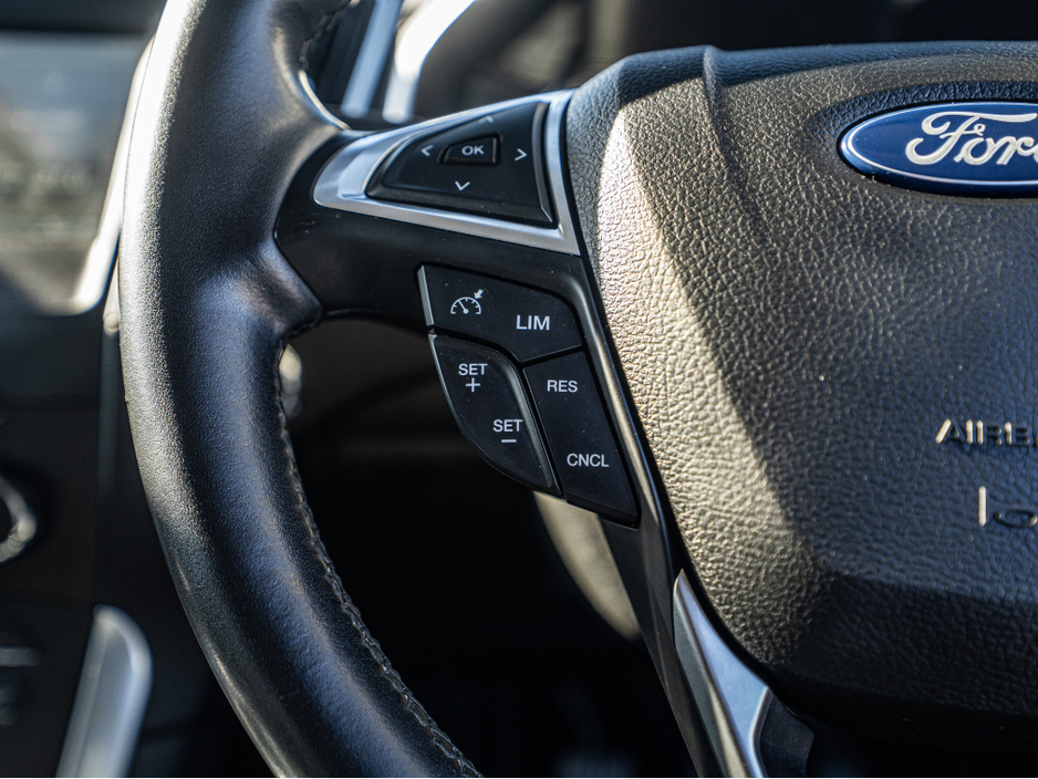 2016 Ford S-Max - image 28