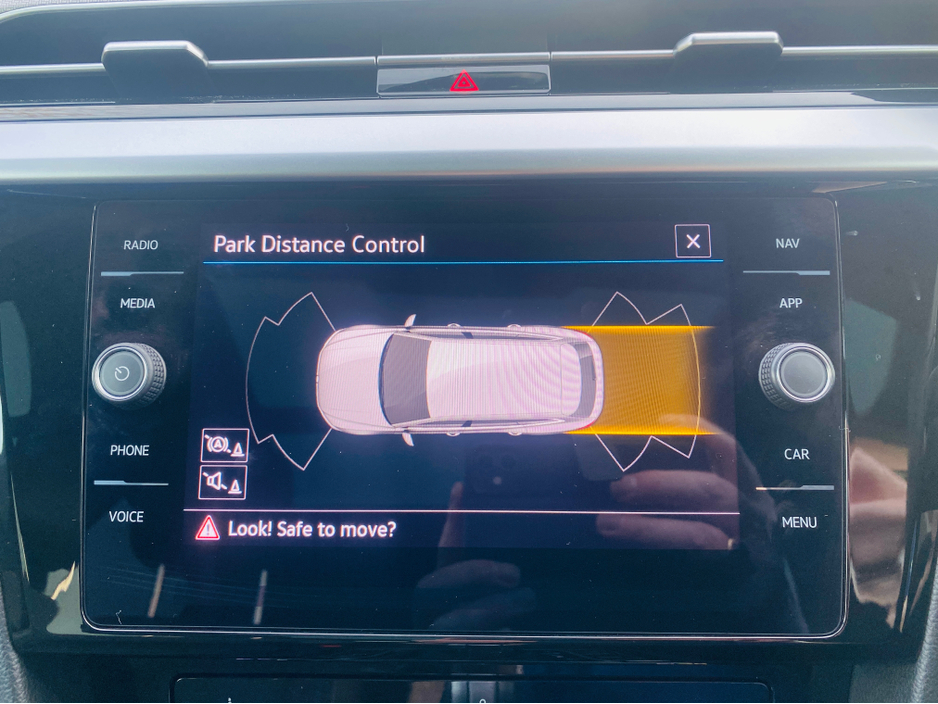 2023 Volkswagen Arteon - image 17