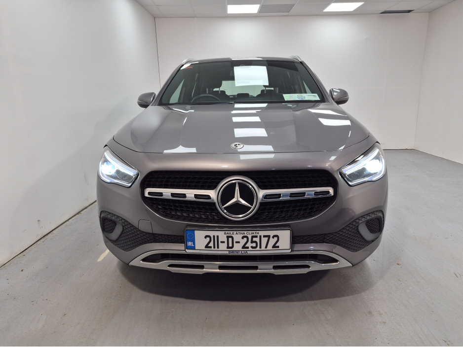 2021 Mercedes-Benz GLA Class - image 2