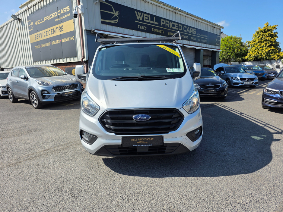 2020 Ford Transit Custom - image 10