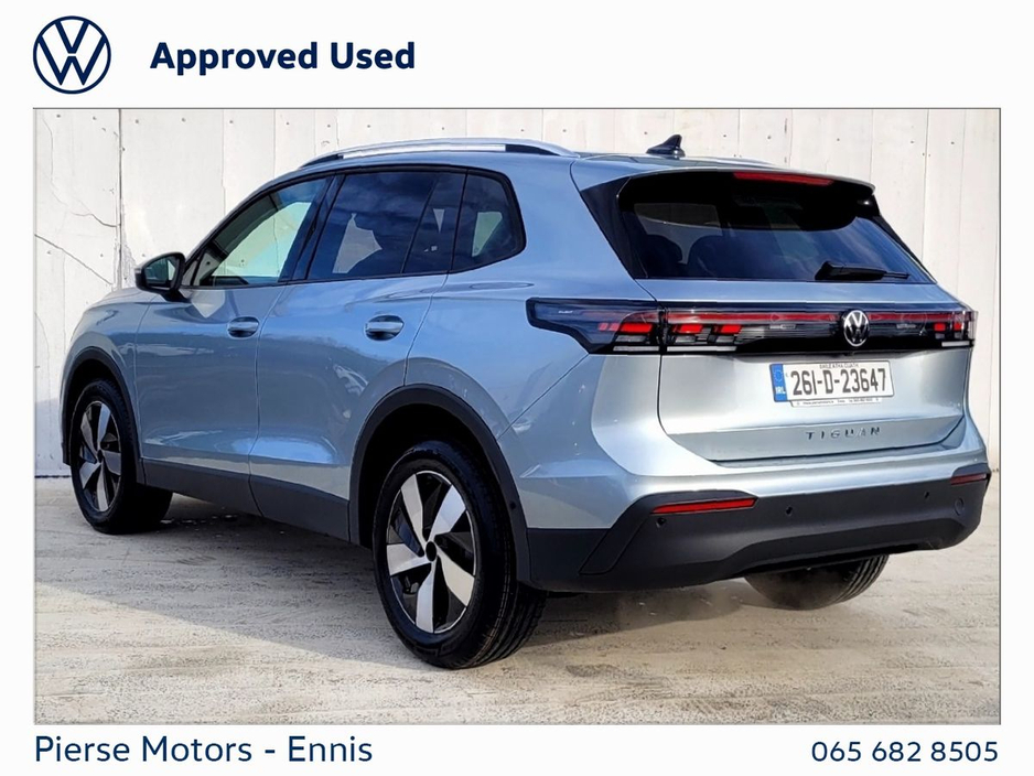 2026 Volkswagen Tiguan - image 3