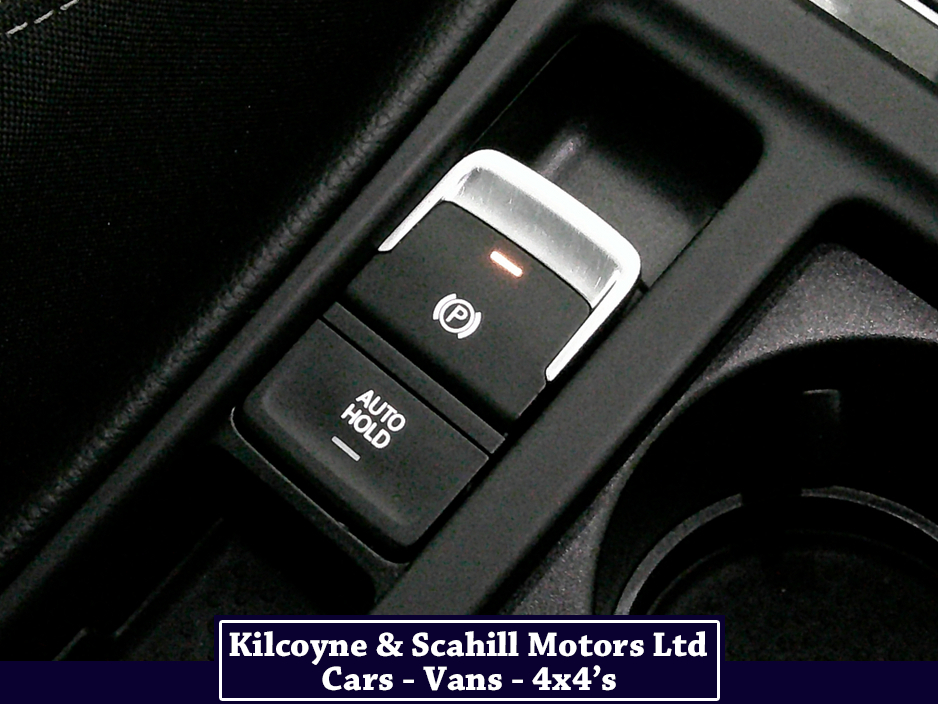 2017 Volkswagen Golf - image 31