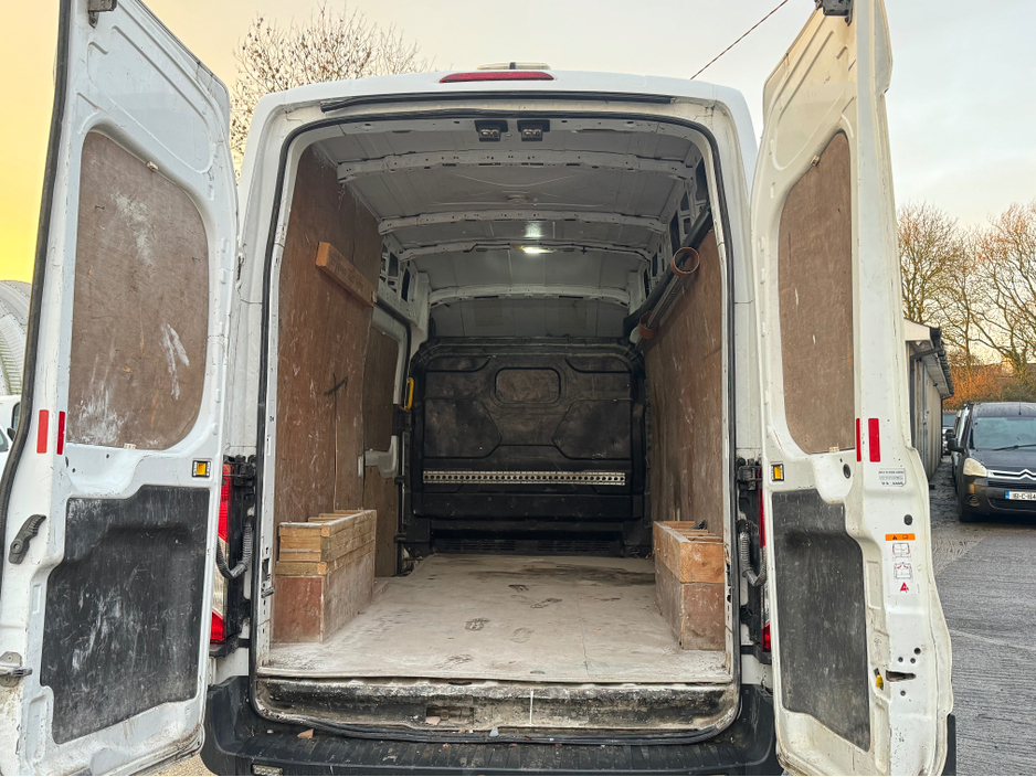 2017 Ford Transit 350 5DR €8,999